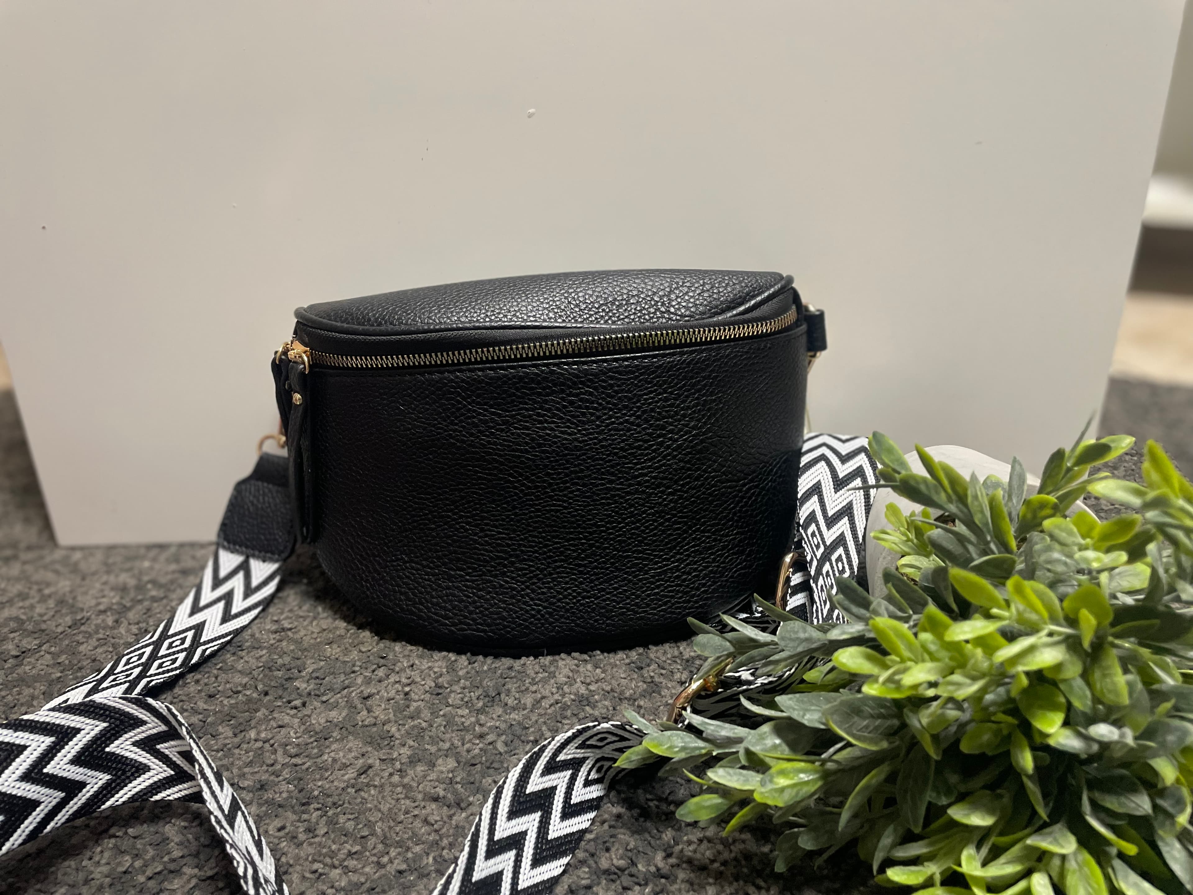 Cross body - Velká s páskem